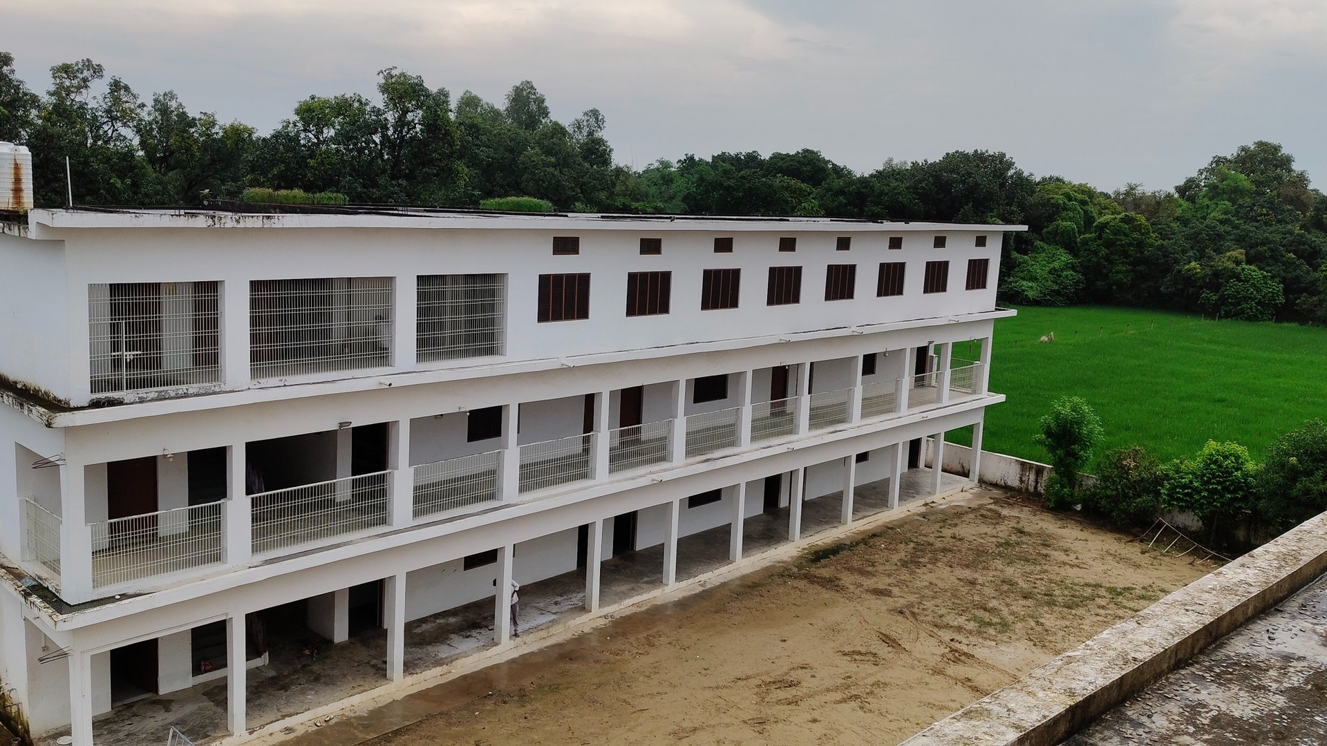 Campus Wing